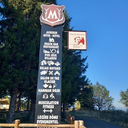 Montlo Relais Des Cerfs Hotel Cubieres Bagian luar foto